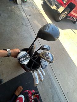 Adams’s hybrid Golf set