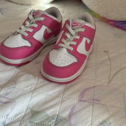 Nike Pink Shoes 