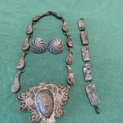 Vintage Silver Necklace And Earrings 