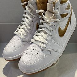 NIKE AIR JORDAN 1 RETRO HIGH OG “METALLIC GOLD”