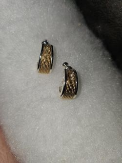 Napier Clip On Earrings 0.75in Two Tone Polished Rope Adjustable Tension Screw