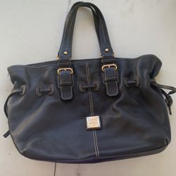 Dooney And Bourke Black Purse