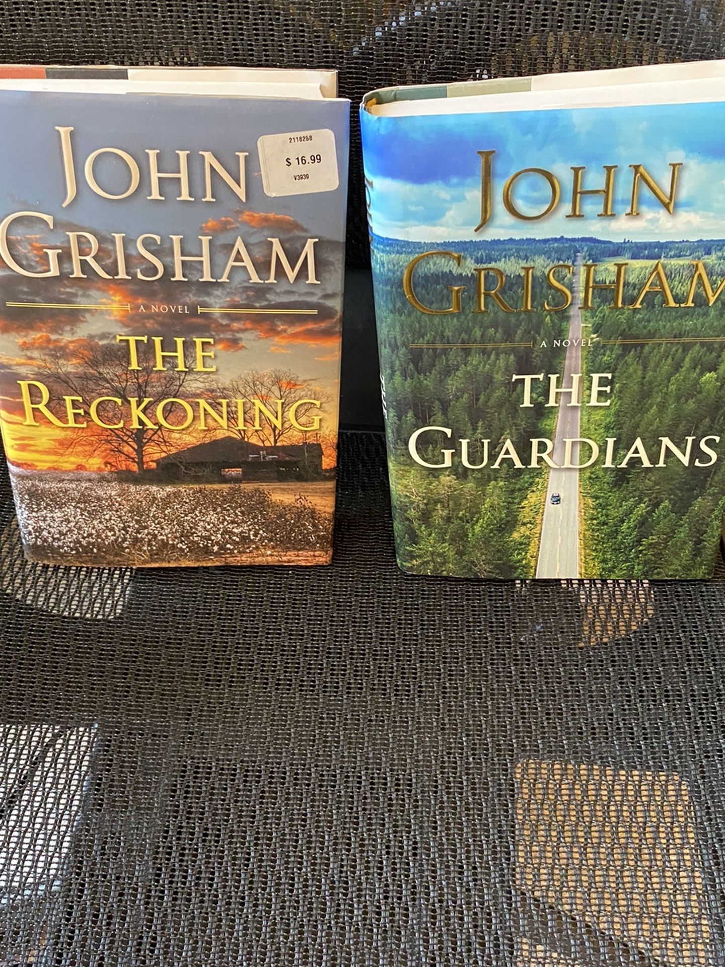 John Grisham Novels: The Guardian & The Reckoning - Hardback
