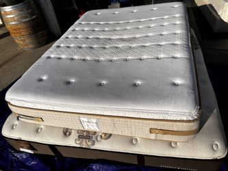 Posturepedic Queen Matress