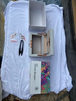 Stash box