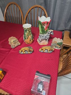 Ceramic Vintage Flower Vases And Other Ceramic Pieces