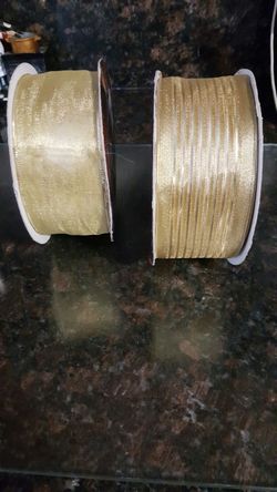 christmas ribbon almost new