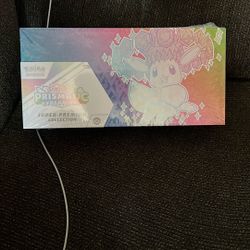 Prismatic evolutions Super Premium Collection