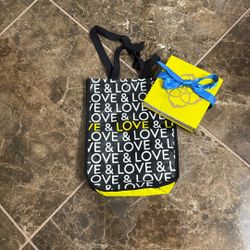 KENDRA SCOTT PACKAGING 