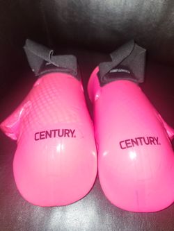 Century Pink Martial Arts head and hand Guards/ size youth