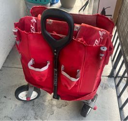 Radio Flyer Folding Wagon