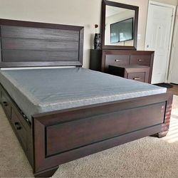 Solid wooden! Brand new Queen Storage Bedroom Set, Free Delivery ! COD!