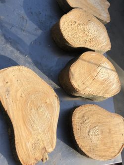 Natural Wood Decoration