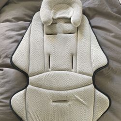Uppa Baby V2 Snugseat Infant Insert 
