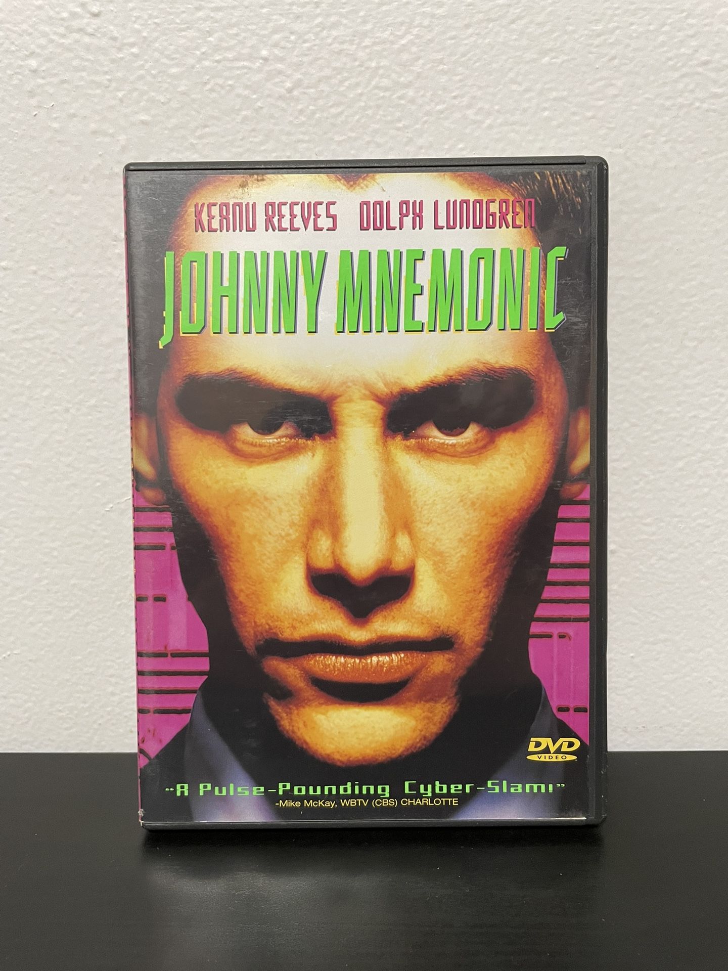 Johnny Mnemonic DVD Movie Keanu Reeves Dolph Lundgren 90s Sony 1997