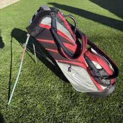 Nike Performance Lite weight Carry stand golf bag 6-way divider