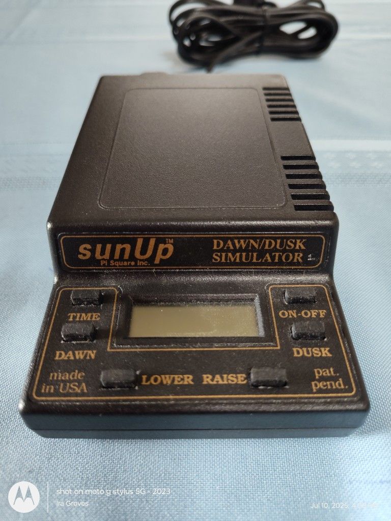 Dawn Simulator By SunUp