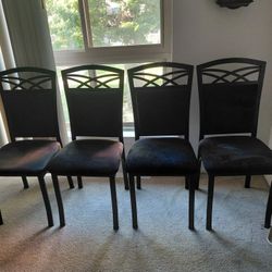 4 Dining Room Chairs No Delivery If Listed Its Still Available 