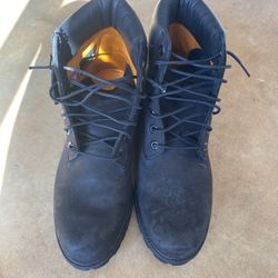 Black Timberlands