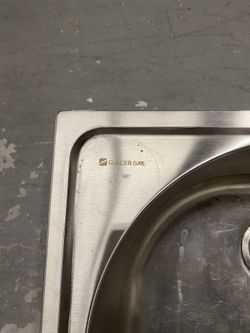 Glacier Bat Sink And Faucet