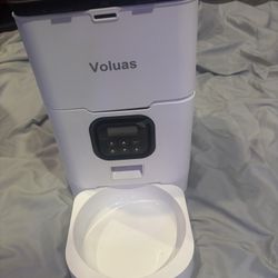 Automatic Dog Feeder