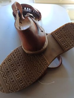 Leather sandals size 4