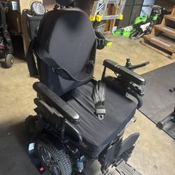 Quantum Q6 Edge 2.0 Power Chair