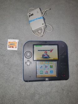 Nintendo 2DS Mario Kart 7 Pre Installed , With Charger, With Pokemon Ultra SUN