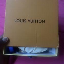 Louis  Vuttion belt