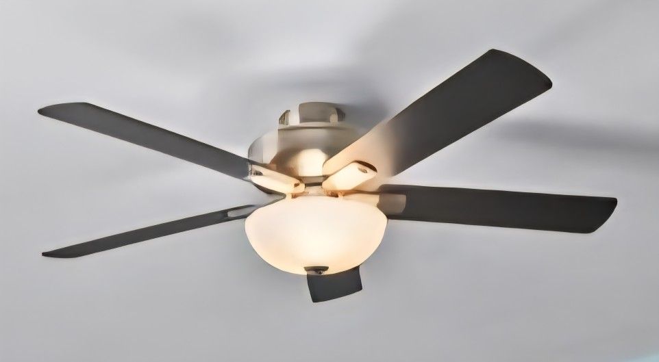 Harbor Breeze Kitsilano 52 In Fan With Remote
