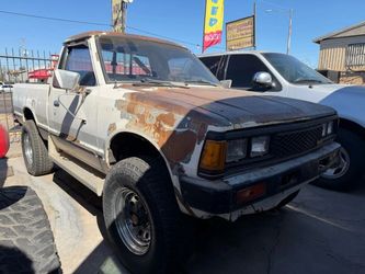 1985 NISSAN 720