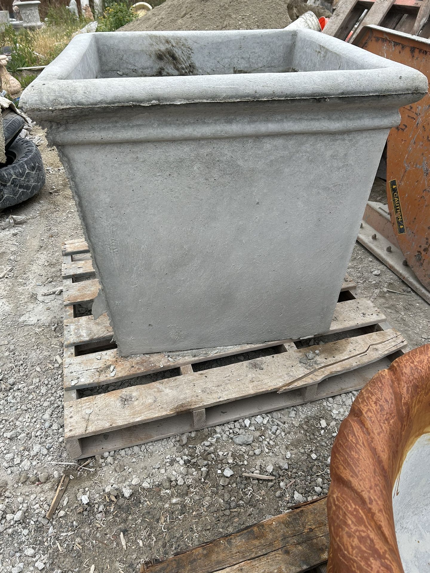 Large Pot 