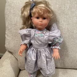 Vintage 1989 Corolle 18" Alexandrine French Doll by Catherine Refabert. Condition is pre owned and overall is in very sold and respectable shape (my o