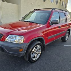 2001 Honda CR-V 128.000 Miles Cold A/C Runs Great Clean Title 
