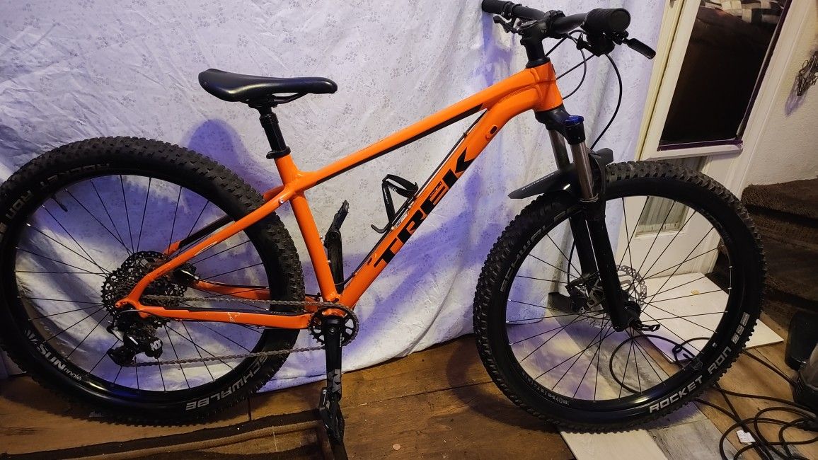 Trek Roscoe 8 27.5 Size M