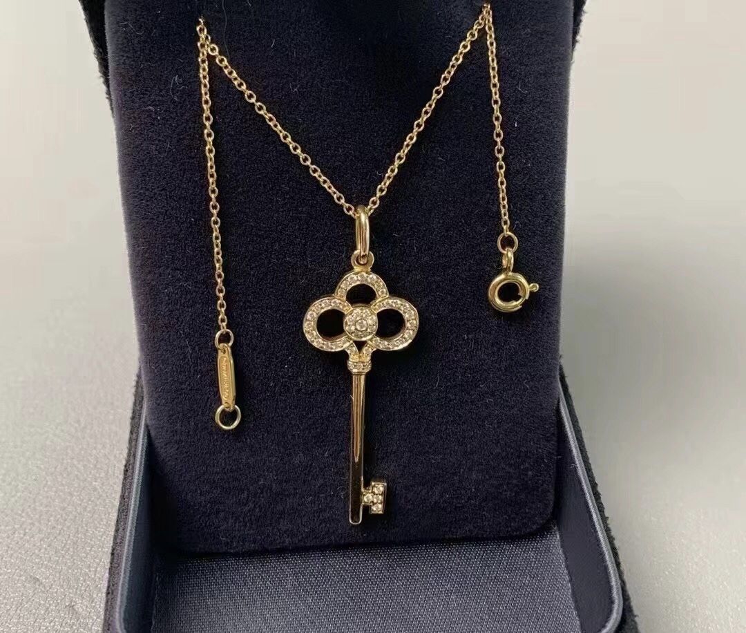 Designer necklace