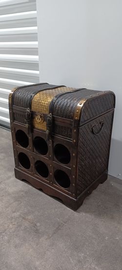 TREASURE CHEST RATTAN & WOOD Wine Rack