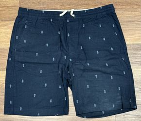 Banana Republic  Men’s Blue & White Pattern Shorts [36-38 inch]