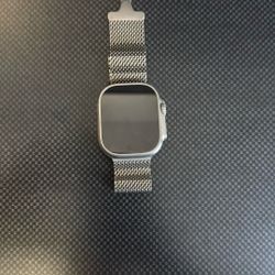 Apple watch ultra 49mm with charger