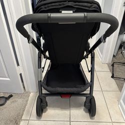 UPPABaby Stroller With Kickboard