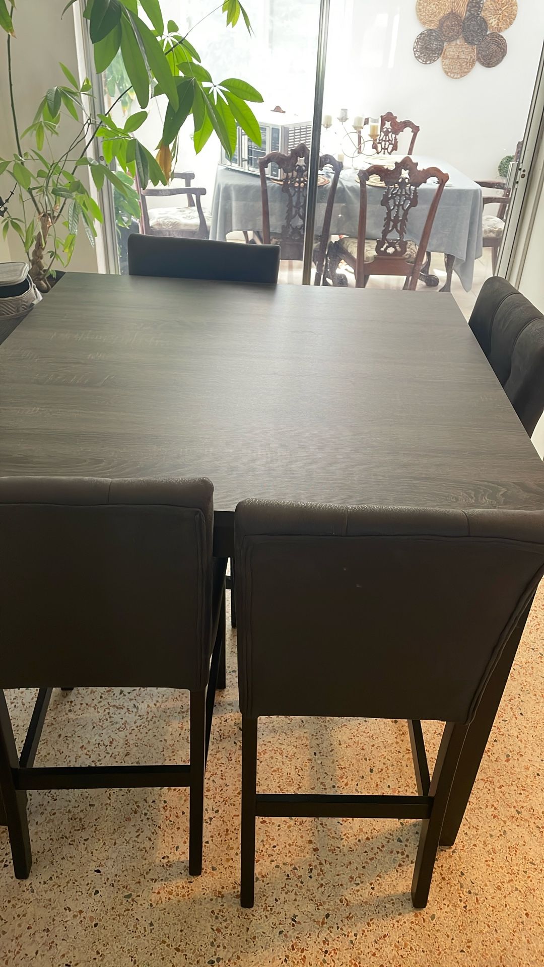 Dining Set Table And 4 Chairs Grey And black Excellent Condition