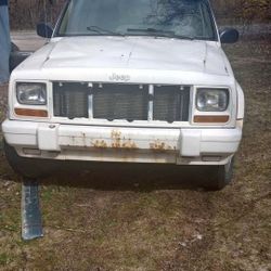 1999 Jeep Cherokee