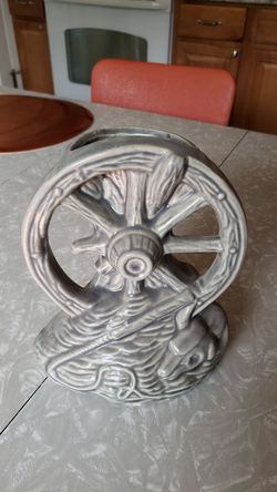 Wagon wheel farm scene with tree ceramic vase