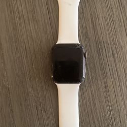 Apple Watch Series 4