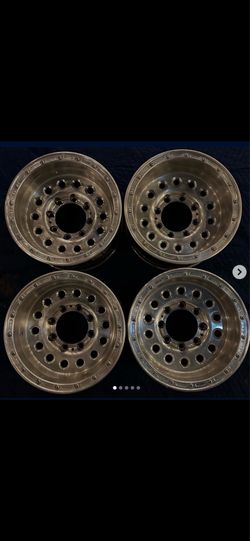 16.5x12 Weld Racing Stone Crushers 8x170 Bolt Pattern
