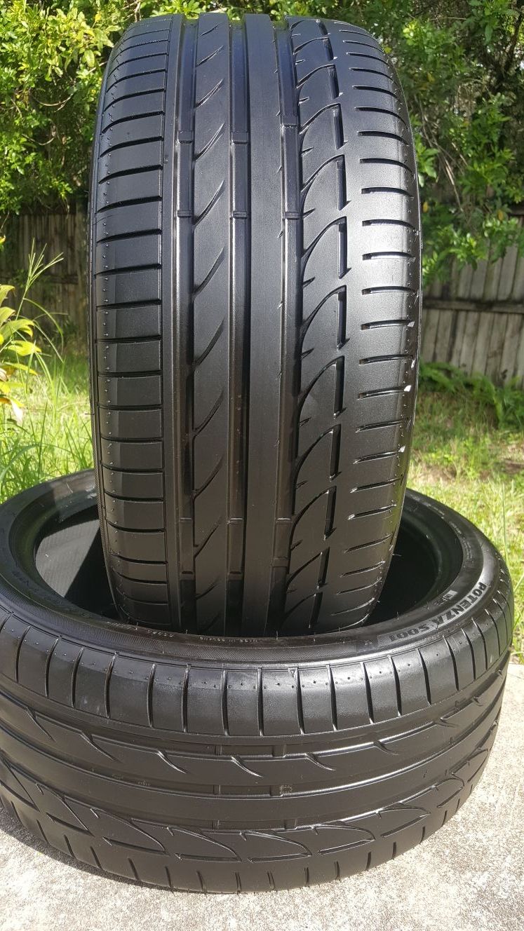 Used tires 245/40/20 BRIDGESTONE POTENZA S001 95% TREAD