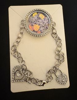 Floating Charms Bracelet 