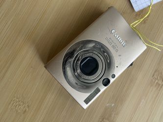 Canon Powershot  IXUS 80 IS (Powershot SD1100) Gold Digital Camera | 8 MP