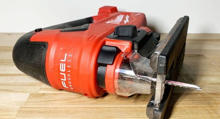 Milwaukee Jig Saw & HD12.0 18v Battery 