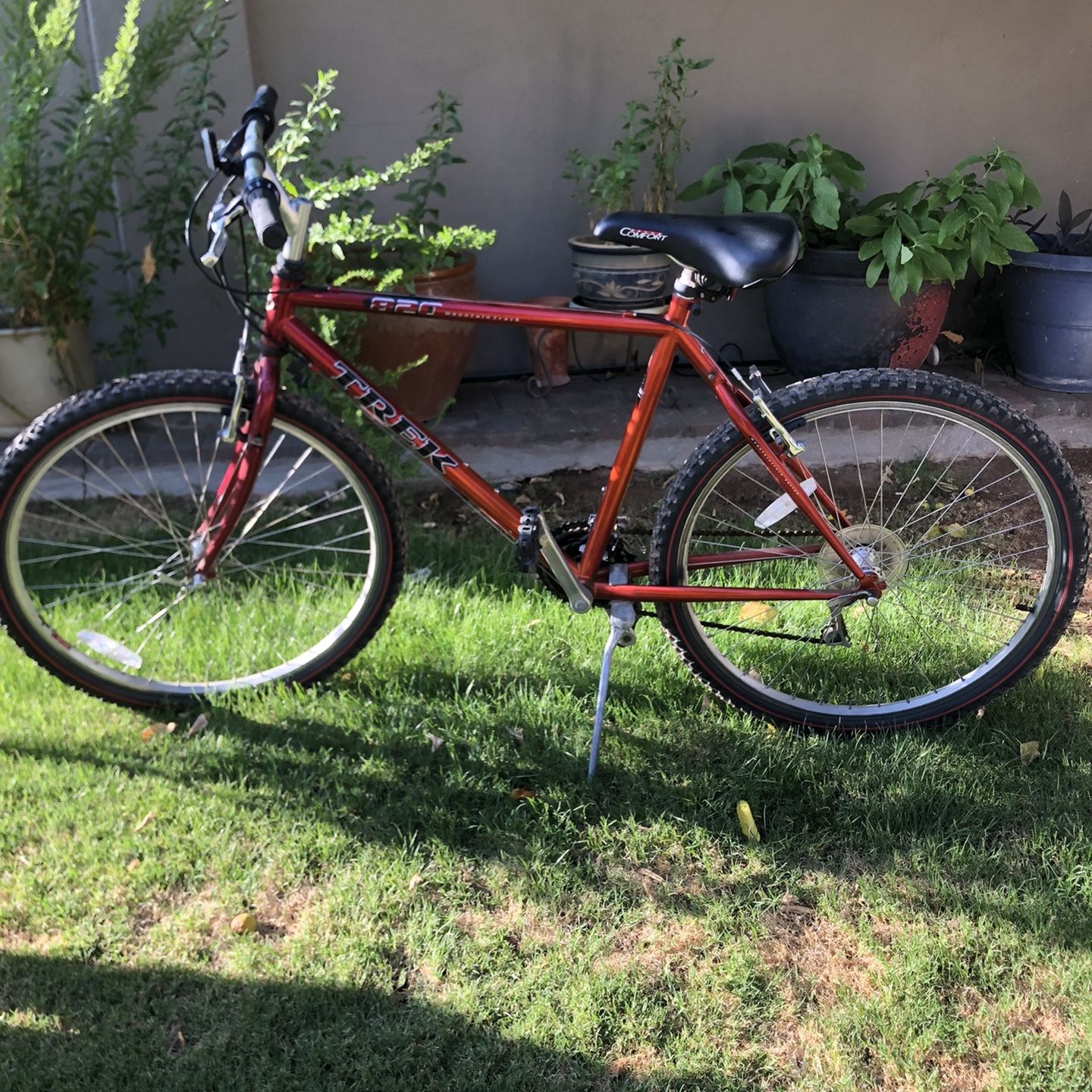 Trek 320 road bike hotsell